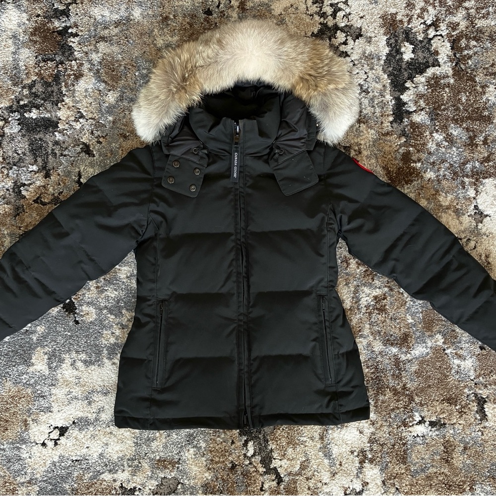 Canada Goose Chelsea Parka - Size Small Fusion Fit